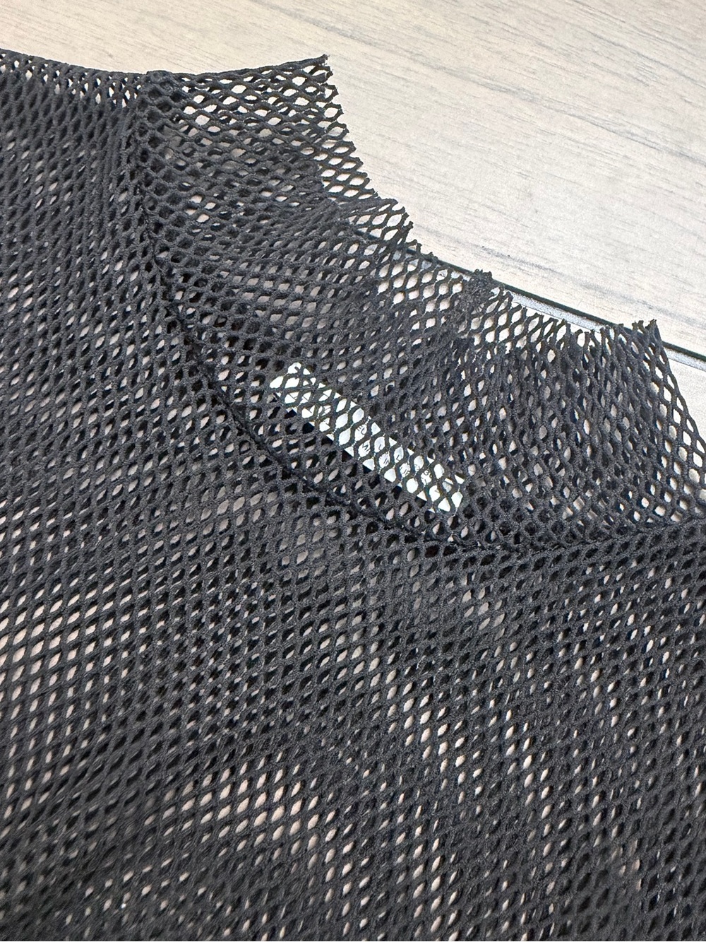 Zara Fishnet Mesh Mock Neck Sleeveless Top Black Large Chic Trendy - Picture 11 of 11